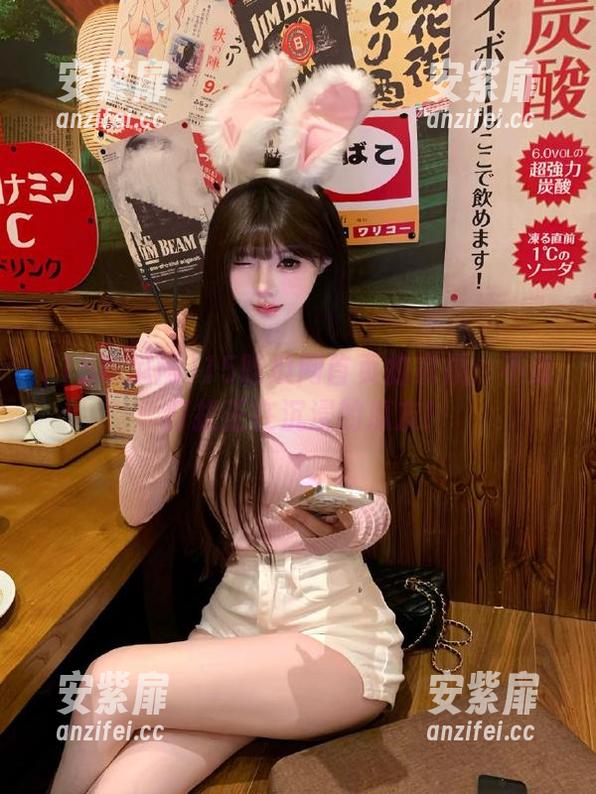 15吃瓜网 15吃瓜网首页的家规:不准打扰正在沉浸的瓜友!