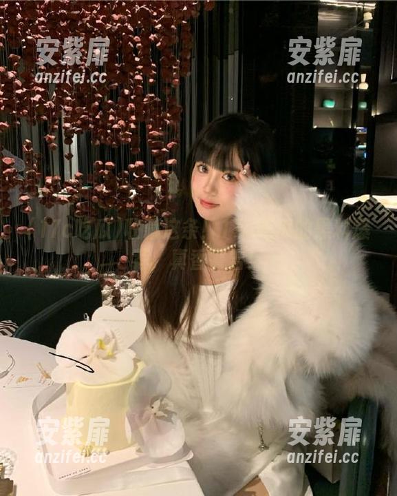 收藏这条！17c吃瓜的黑料爆荐，真香警告！