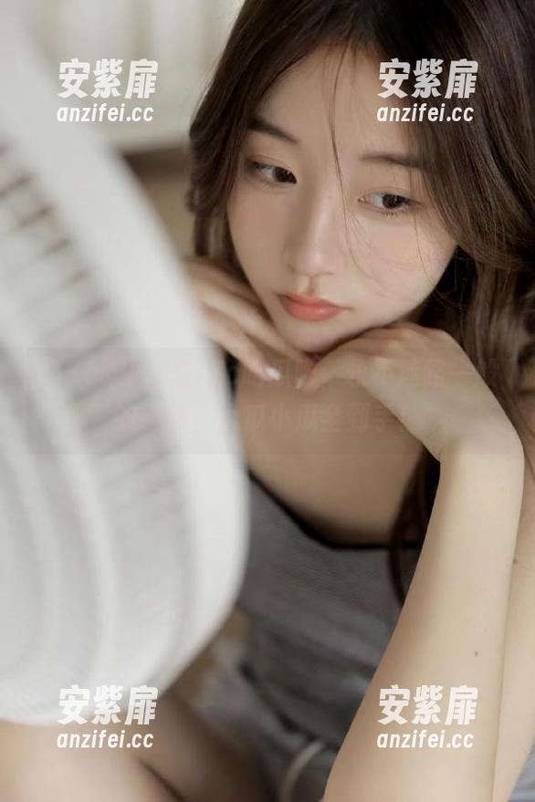 来17c吃瓜吧，永不迷路一般的操作，大瓜小瓜全到手！