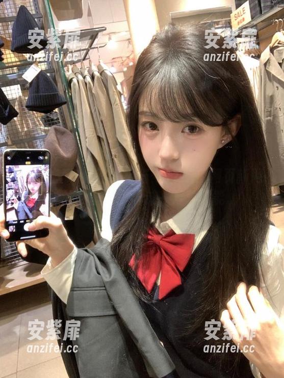迷路的小猫：17吃瓜网页新网址让我脑子里闪过一万种可能...