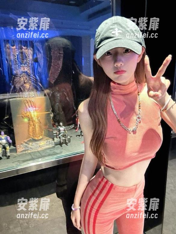 更新观察：17吃瓜网的内容简直让人意犹未尽，我的眼睛也跟着吃饱了！