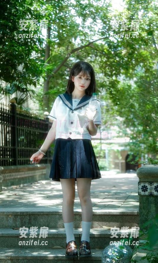 17吃瓜群众官网：iOS上的八卦天堂，干货满满！