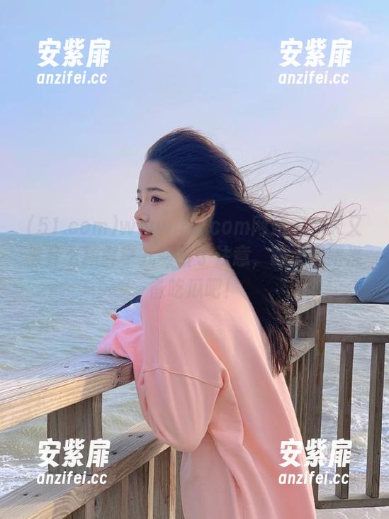 www.51.com网站：今天又被什么新鲜事儿吸引了注意，睁大眼睛准备吃瓜吧！