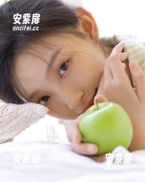 今日吃瓜逛51cgfun官网，喵？这瓜也太劲爆了！