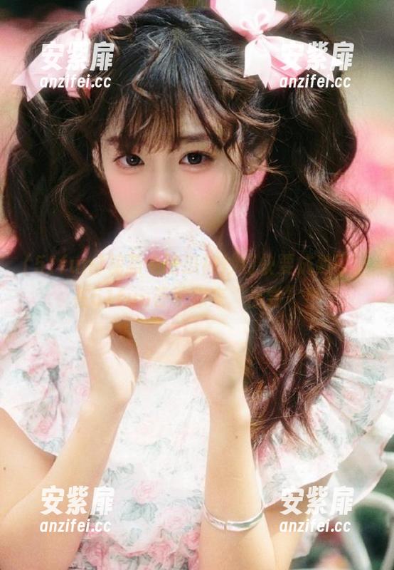 视频中的瓜被炒到快要成熟了，在51fun等着你来“品尝”！