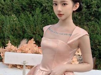 51吃瓜fun：分享冰凉西瓜，记得别溅到身上哦…风尚交流中