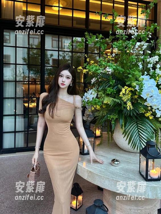 更新提醒：51吃瓜网的入口虽好，但千万别拿着手机看路哦，危险！