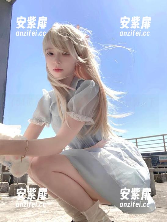 51吃瓜网app：当朝阳洒下，吃瓜也带感！