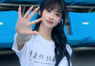 欢迎进入51热门的黑洞，往期内容掉落的羞涩跟我来！