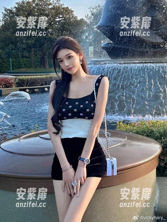 51黑料又有新瓜出炉，传送门里不只有八卦，还有点小尴尬呢。