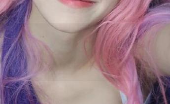蠢萌瓜王霸屏，观看66吃瓜官网，看坚果男已然转型为吃瓜机器！