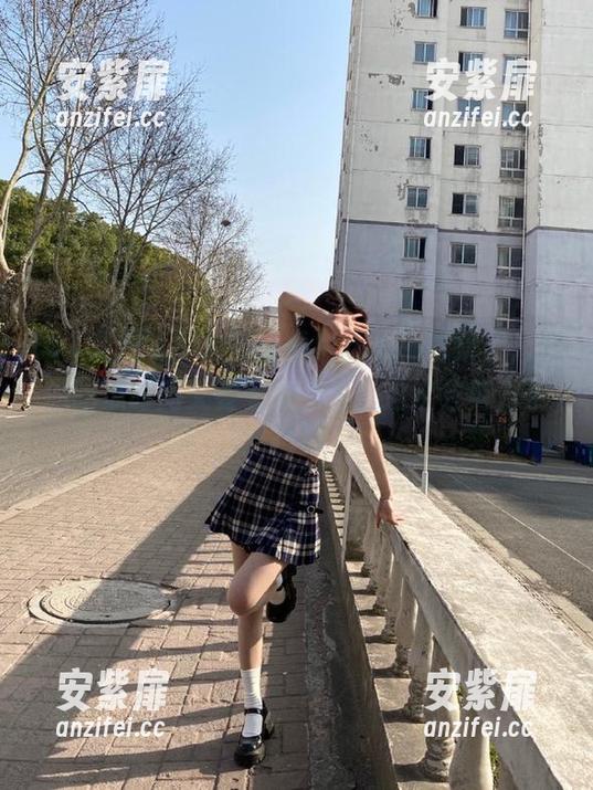 “91免费吃瓜”更新了，我的吃瓜时间又要安排上了！这次会剪刀手吗？