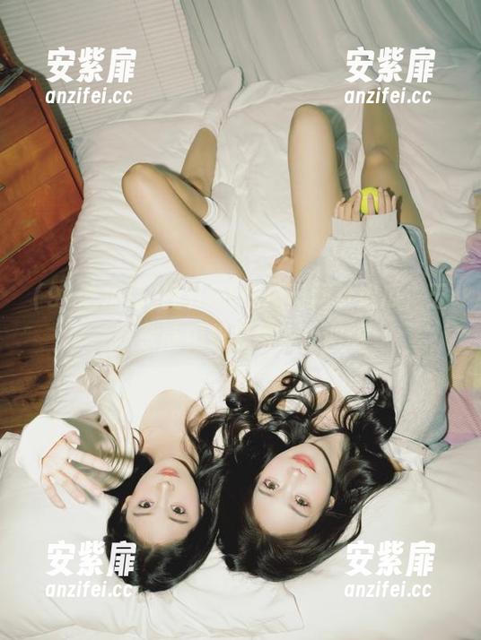 我在91吃瓜门网址追瓜，五味杂陈但却总想多看两眼