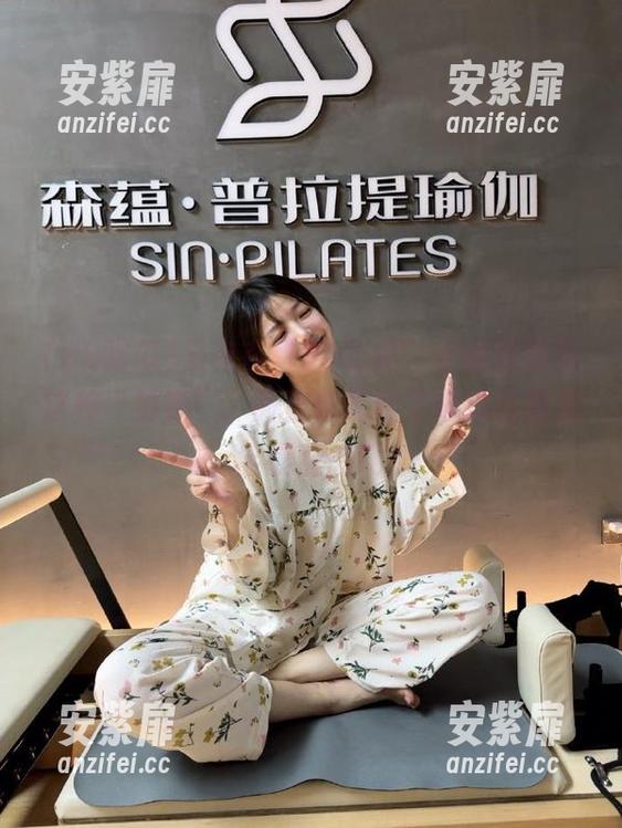 只有在“99吃瓜”才能感受到这种“资源”，简直像吃到了滑稽的糖果，全是甜的啊！