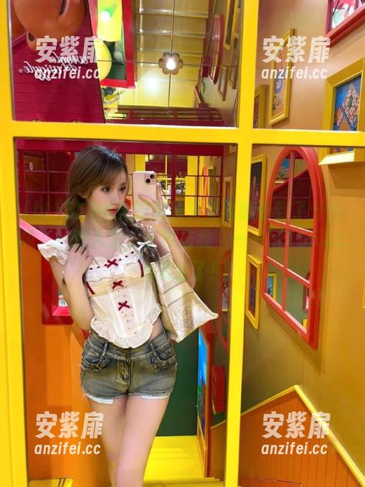 hl155 今天的视频又让我感受到了什么叫‘一秒入戏,十秒忘我’——hl155.ccm太会了!