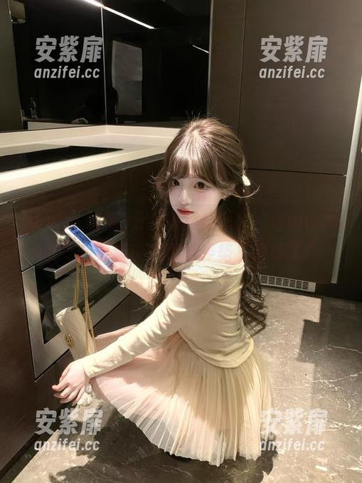 分分钟被逗乐，“www.吃瓜”新更新，吃瓜的姿势又开挂了！