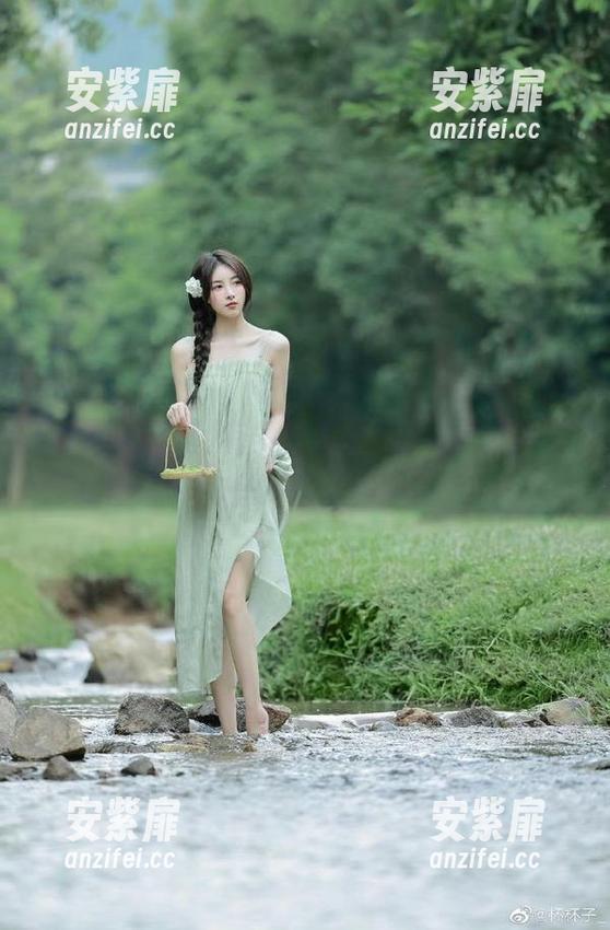 有多少人是在www.黑料官网上慢慢被洗脑的？