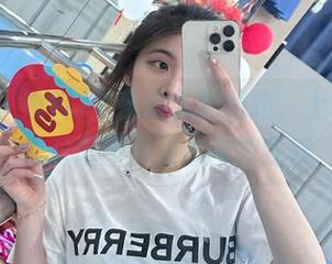 午夜接入的线路，上www.黑料感受焦点态度的狂欢