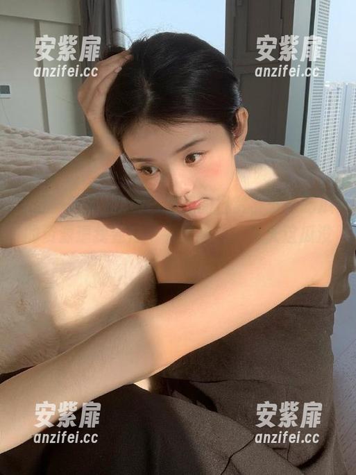 猜测已是我的日常，五一吃瓜的资源逼我变成“名侦探”，今天这瓜没头没尾。