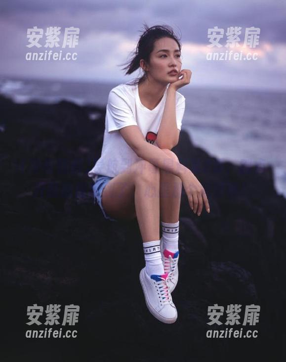 导航到冲哥黑料第2页，刚点开就被惊艳到了，心里那个震惊啊！