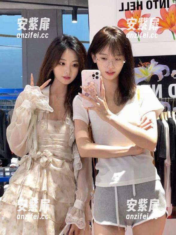 怎么会有人在外线下聊天？来在线吃瓜511app，这才是记得互称“朋友”的方式吧？