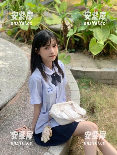 在线吃瓜511的入口，让我一秒变身八卦达人！