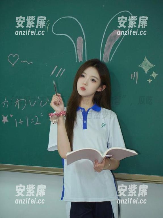 下载“吃瓜大本营”，瓜吃得多，烦恼自然少！
