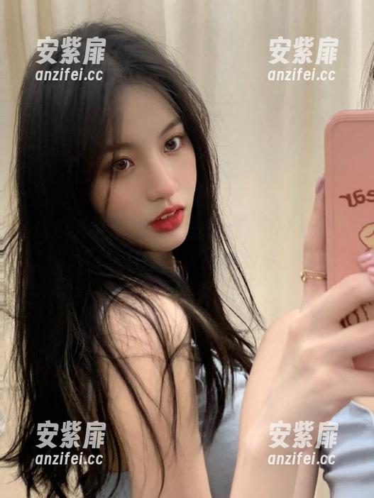吃瓜天堂登录后，不小心卷入吃瓜狂潮，心情愉悦中