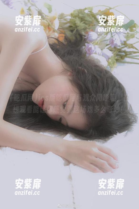 ios版吃瓜网与观众同呼吸，在线观看能让你感觉到这场戏多么奇妙！