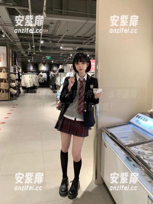 吃瓜网 吃瓜网APP文件夹:永不迷路,瓜都排好了,等你来吃!