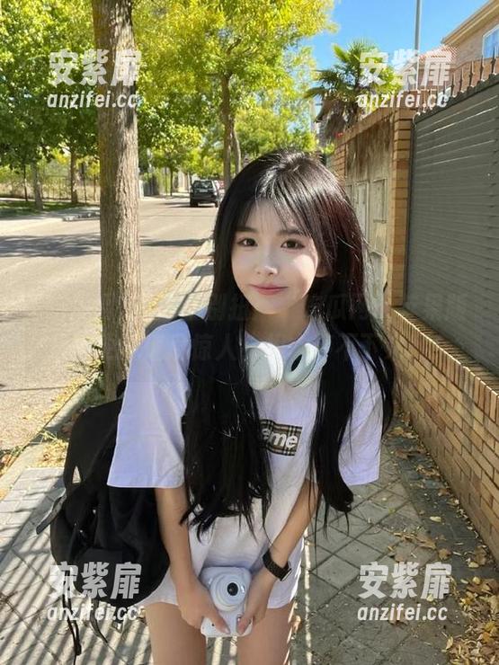吃瓜不别扭：“吃瓜网”苹果版八卦更新速度惊人，根本停不下来啊！