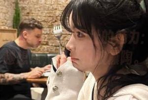 吃瓜黑料网址的魅力：越瑟瑟越想点，但又怕被熏陶。