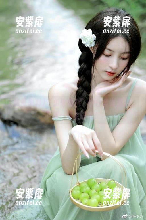 扒哥黑料 “扒哥黑料”今日鱼龙混杂,下载一键全搞定!
