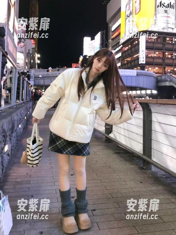 明星黑料网站是一场无止境的派对，当然，都是八卦的小调，无奈又欢乐，hhh！