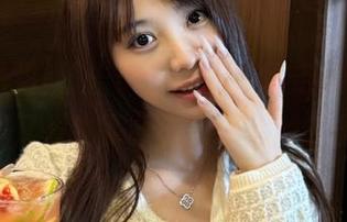 报告！今天的“暴走黑料”app里又发生了什么惊天动地的事？