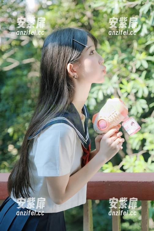 黑哥扒料：ios用户如何用嘴巴发卡？说来话长。