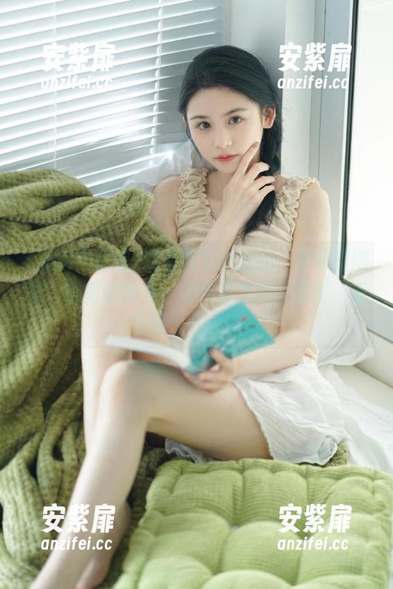 观看黑料不打样，时而觉得黑，时而觉得亮，如同夜空中的星星，反正图个乐子嘛。