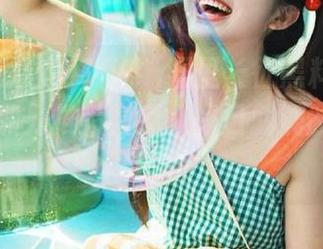 听说“万里长征黑料不打烊”app鼎力推荐新瓜，一口就满脸黑人问号！