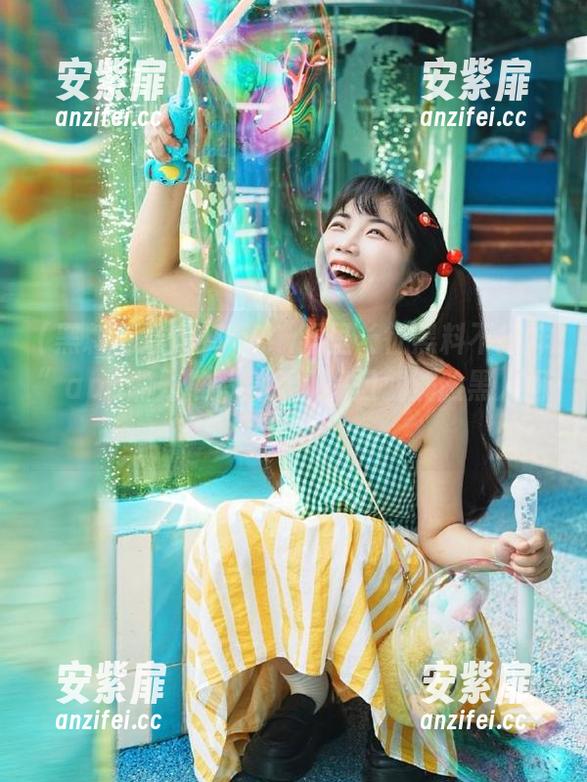 听说“万里长征黑料不打烊”app鼎力推荐新瓜，一口就满脸黑人问号！