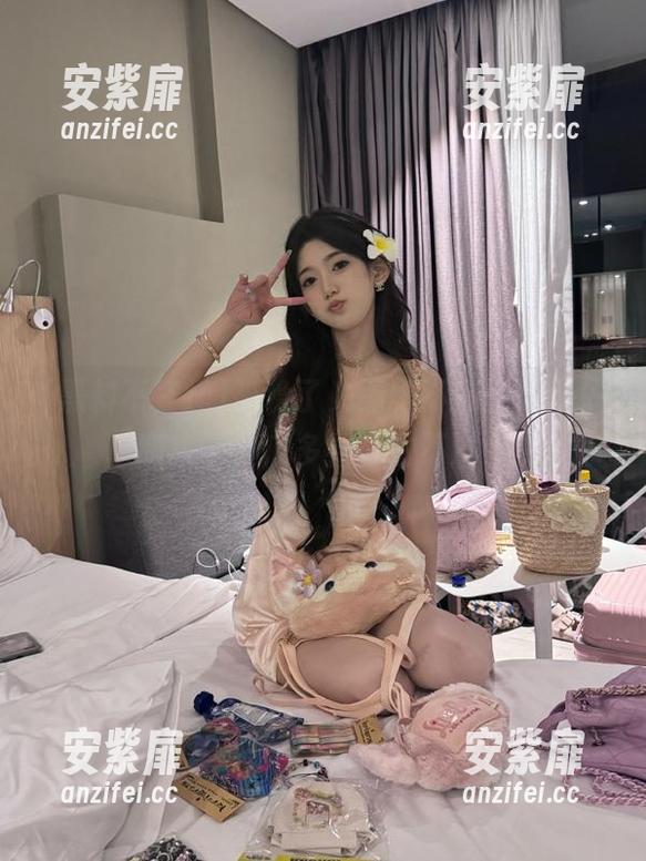 坐稳了，黑料不打烊app安卓版来了，瓜多到你忙不过来！