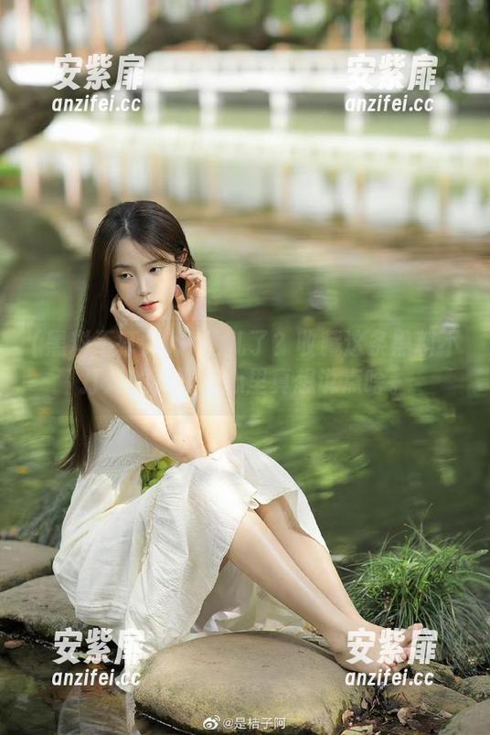 换地儿了？收藏这条黑料不打烊的新闻，心里真想说点啥。