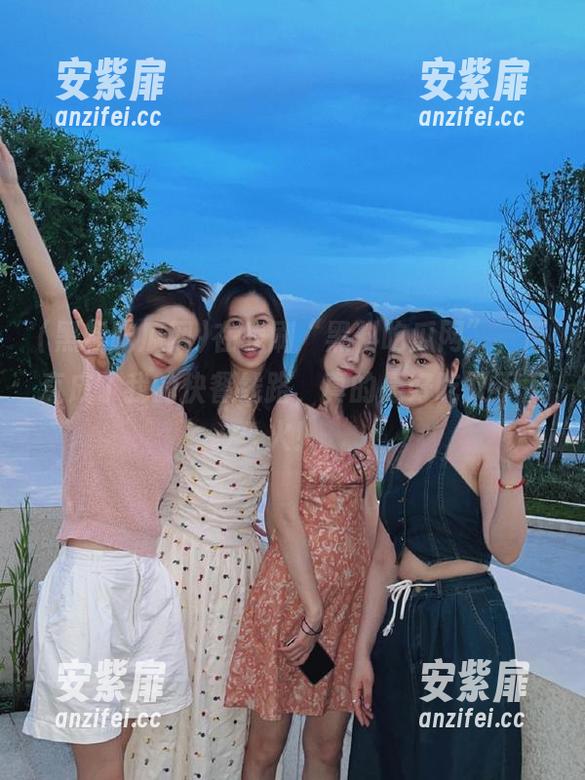 在线刷“黑料吃瓜网”，简直成了我的快餐线路，真的是好吃又不上火！