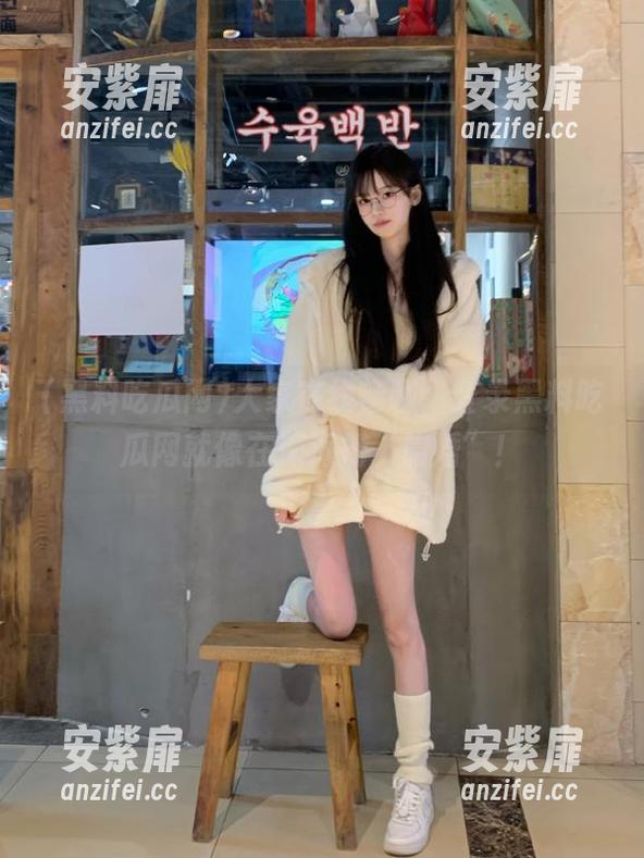 大家在线畅聊，登录黑料吃瓜网就像在深海捞“隐婚”！