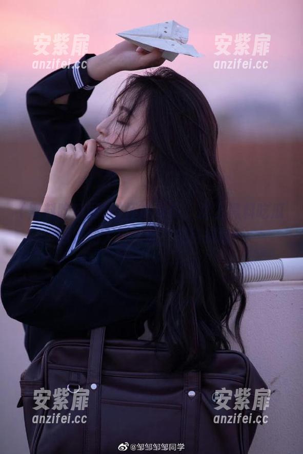 怀揣导航，踏上黑料吃瓜网址的入口之旅，期待探险！