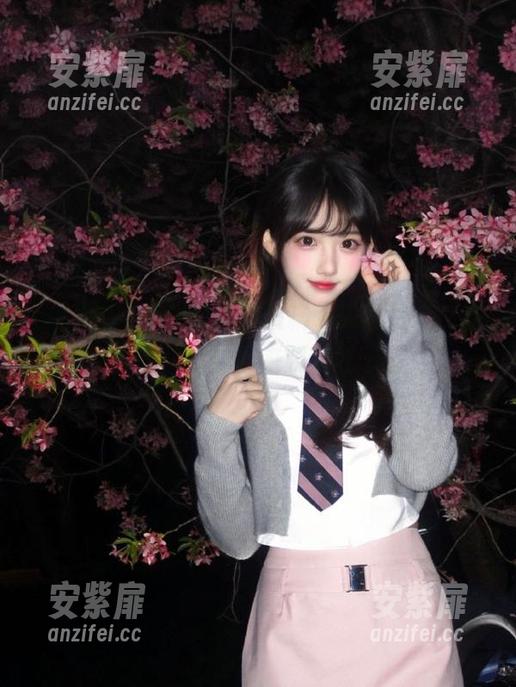 快来黑料吃瓜网址，打卡入口，瓜你不来我就吃了！