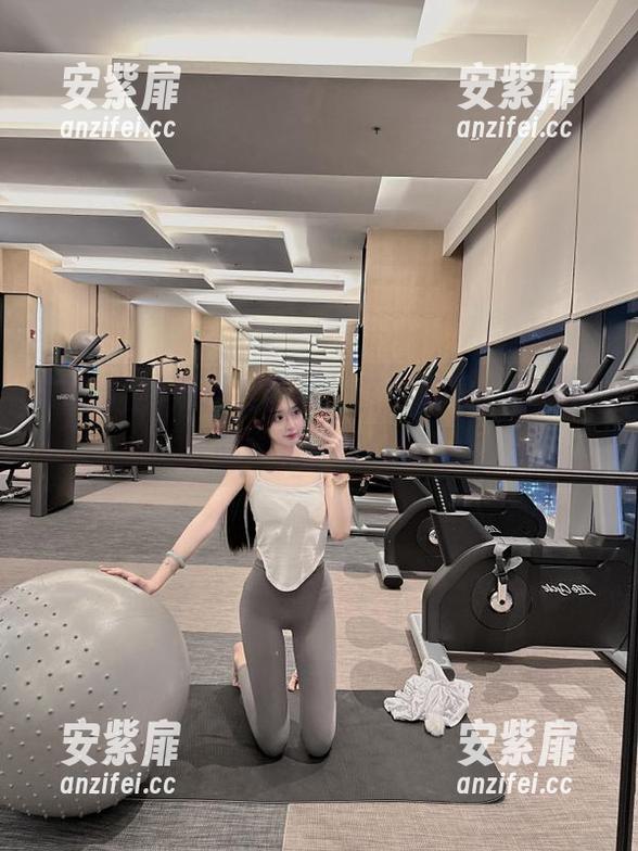 黑料社首页：掰开瓜果，你可能就品尝到意外口味！