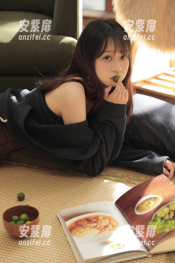 黑料社的最新版搞得我头大，下载后有种眼花缭乱的感觉…