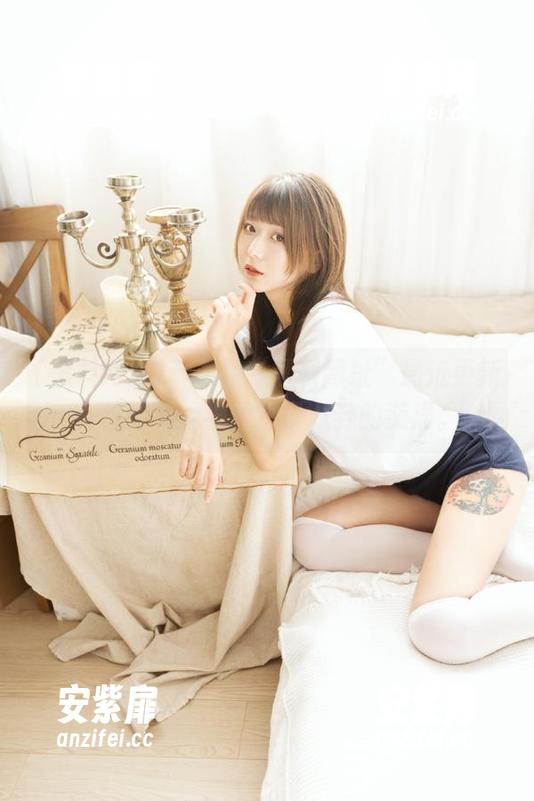 苹果版“黑料网址”最近更新，感觉好像被拉进了八卦的漩涡。